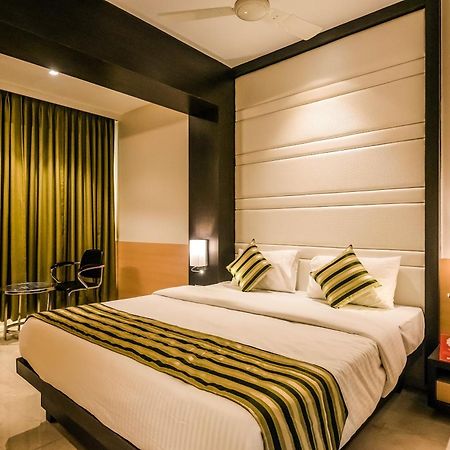 Super Capital O Hotel Konar Inn Turambhe Bagian luar foto